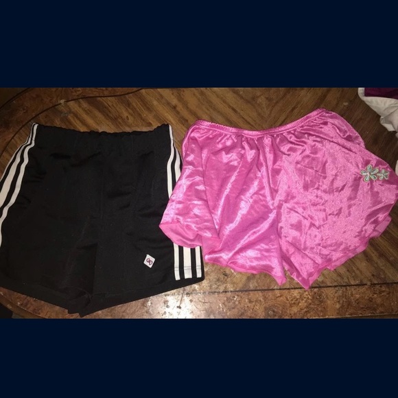 Shorts - Picture 10 of 11